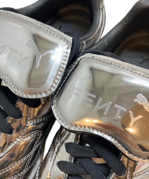 Fenty PUMA by Rihanna（フェンティ プーマ バイ リアーナ）FENTY PUMA by Rihanna (フェンティ プーマ バイ リアーナ) Avanti C'Aged Silver' シルバー サイズ:23.5の古着・服飾アイテム