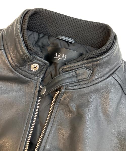 AKM（エーケーエム）AKM (エーケーエム) ラムレザーシングルライダースジャケット ブラック サイズ:Mの古着・服飾アイテム