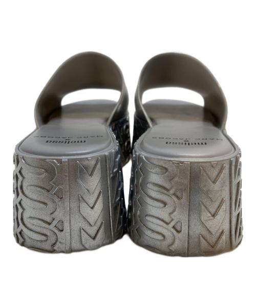 melissa（メリッサ）melissa (メリッサ) MARC JACOBS (マークジェイコブス) サンダル シルバー サイズ:サイズ8(25CM)の古着・服飾アイテム