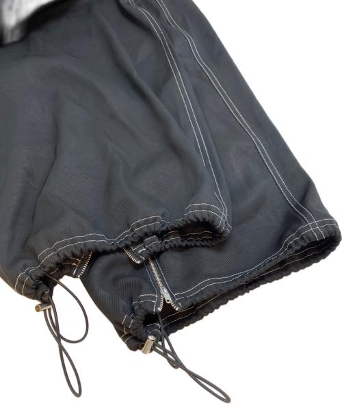 MAISON SPECIAL（メゾンスペシャル）MAISON SPECIAL (メゾンスペシャル) Zip Design Satin Cargo Pants ブラック サイズ:38の古着・服飾アイテム