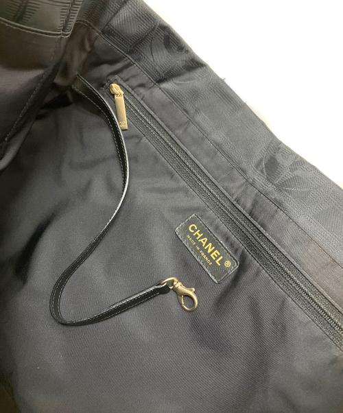 CHANEL（シャネル）CHANEL (シャネル) ニュートラベルライン トートMM ブラック サイズ:表記なしの古着・服飾アイテム