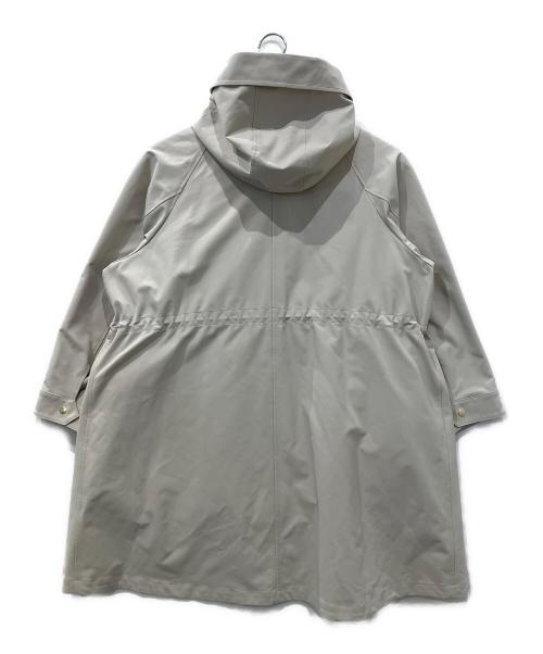 23区（ニジュウサンク）23区 (ニジュウサンク) 撥水加工マルチウェイ アウター ベージュ サイズ:44の古着・服飾アイテム
