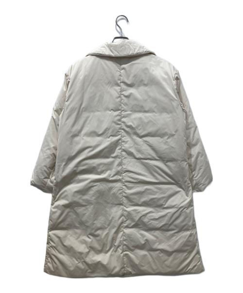 K（組曲）K (組曲) ステッチレスライトダウン アイボリー サイズ:2 未使用品の古着・服飾アイテム