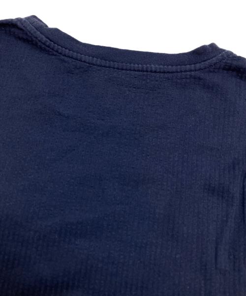 LOUIS VUITTON（ルイ ヴィトン）LOUIS VUITTON (ルイ ヴィトン) VデザインTシャツ ネイビー サイズ:Mの古着・服飾アイテム
