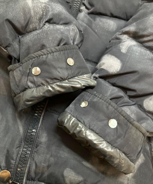 MONCLER（モンクレール）MONCLER (モンクレール) ダウンジャケット グレー サイズ:2(M〜Lサイズ相当)の古着・服飾アイテム