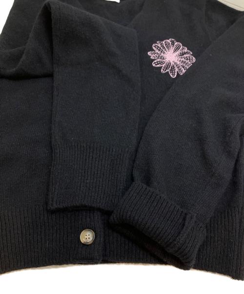 Mardi Mercredi（マルディメクルディ）MARDI MERCREDI (マルディメクルディ) RACOON BLENDED CARDIGAN V NECK ブラック サイズ:ONEの古着・服飾アイテム
