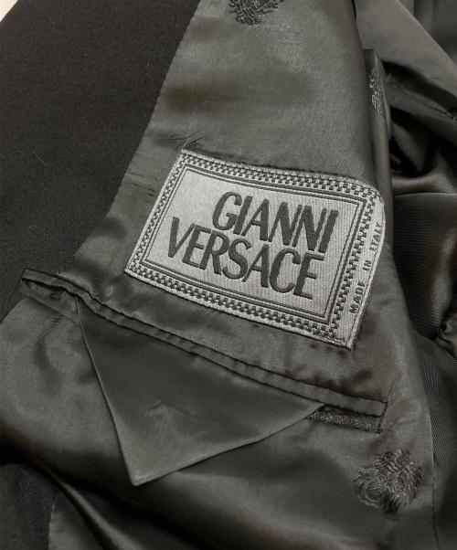 GIANNI VERSACE（ジャンニ・ヴェルサーチ）GIANNI VERSACE (ジャンニ・ヴェルサーチ) ジップデザインウールジャケット ブラック サイズ:48の古着・服飾アイテム