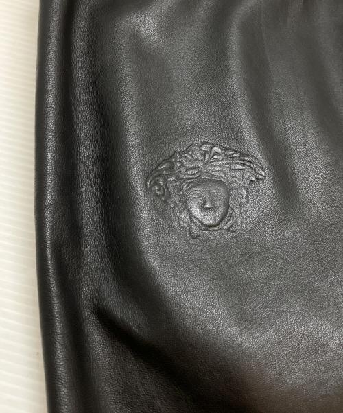VERSACE JEANS COUTURE（ヴェルサーチ ジーンズクチュール）VERSACE JEANS COUTURE (ヴェルサーチ ジーンズクチュール) レザーコート ブラック サイズ:26/40(おおよそMサイズ)の古着・服飾アイテム