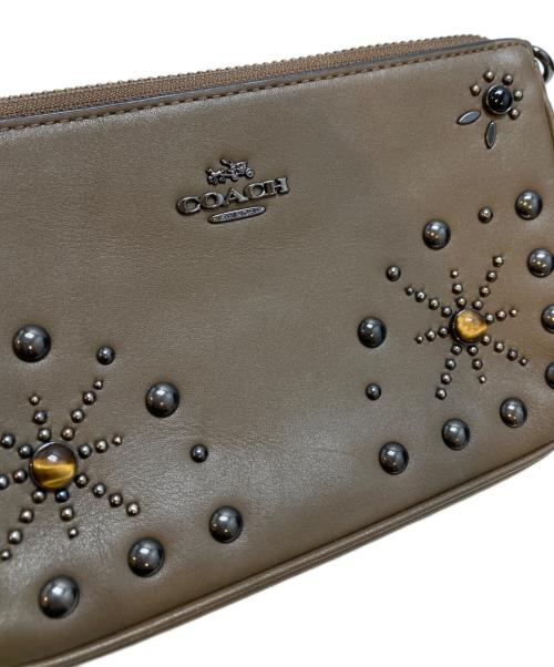 COACH（コーチ）COACH (コーチ) ウエスタンリベットワンショルダーバッグ ブラウン サイズ:表記なしの古着・服飾アイテム