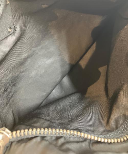 PRADA（プラダ）PRADA (プラダ) ナイロンショルダーバッグ ブラックの古着・服飾アイテム