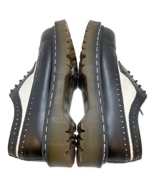 Dr.Martens（ドクターマーチン）Dr.Martens (ドクターマーチン) ドレスシューズ ブラック×ホワイト サイズ:UK6(25CM相当)の古着・服飾アイテム