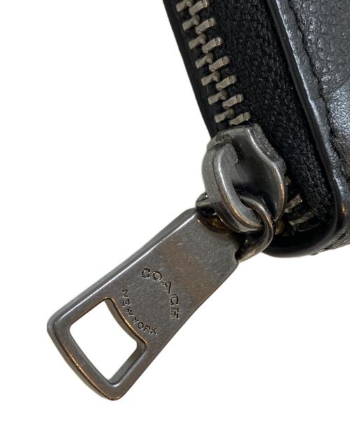 COACH（コーチ）COACH (コーチ) デボスド シグネチャー ラウンドファスナー長財布 ブラック サイズ:表記なしの古着・服飾アイテム