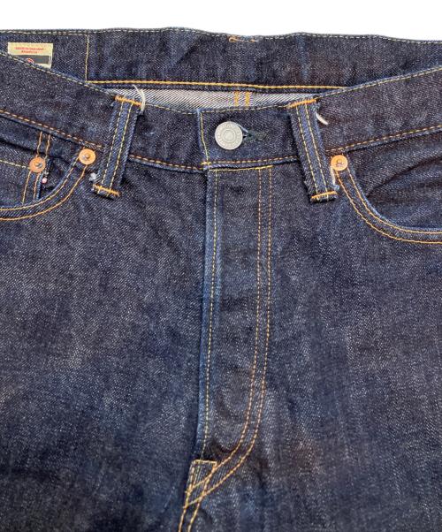 MOMOTARO JEANS（桃太郎ジーンズ）MOMOTARO JEANS (桃太郎ジーンズ) 15.7oz 出陣 スリムストレートデニム インディゴ サイズ:78.5cm (W31)の古着・服飾アイテム