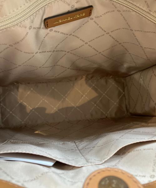MICHAEL KORS（マイケルコース）MICHAEL KORS (マイケルコース) トートバッグ ホワイトの古着・服飾アイテム