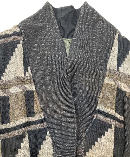 ISSEY MIYAKE MEN（イッセイミヤケメン）ISSEY MIYAKE MEN (イッセイミヤケメン) 幾何学模様ニットブルゾン グレー サイズ:Mの古着・服飾アイテム