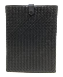 BOTTEGA VENETA（ボッテガベネタ）の古着「イントレチャートIPADケース」｜ブラック