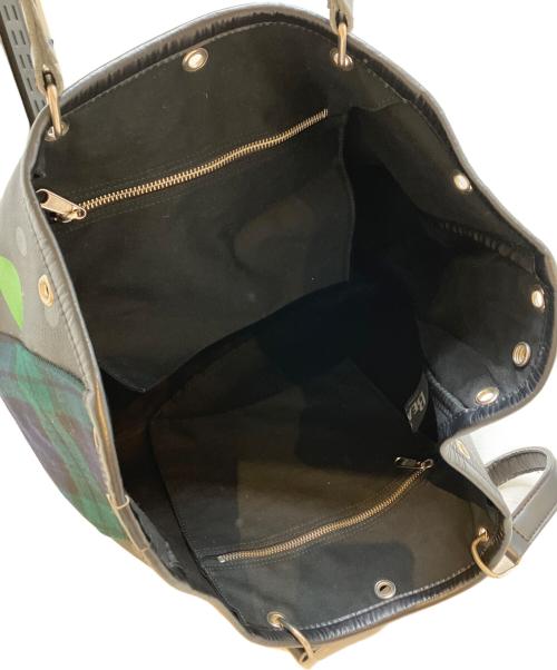 THE BEATLES（ビートルズ）THE BEATLES (ビートルズ) COMME des GARCONS (コムデギャルソン) アップルドット柄ボートバッグ ブラックの古着・服飾アイテム
