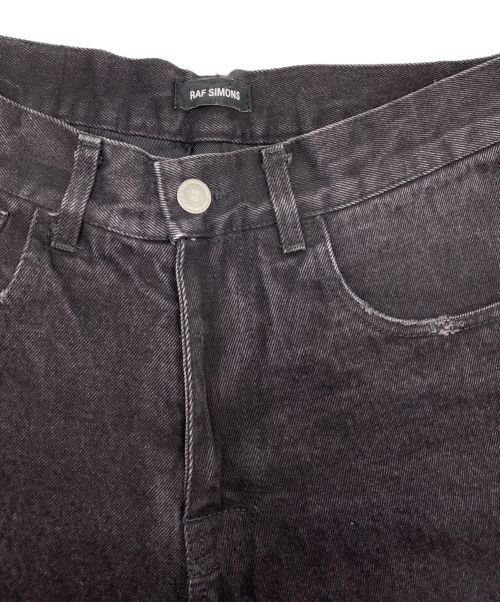RAF SIMONS（ラフシモンズ）RAF SIMONS (ラフシモンズ) DESTROYED DENIM PANTS ブラック サイズ:36の古着・服飾アイテム