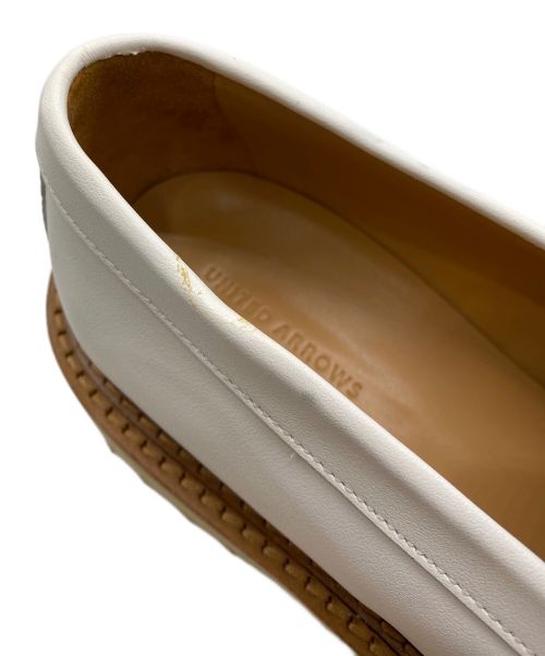 UNITED ARROWS（ユナイテッドアローズ）UNITED ARROWS (ユナイテッドアローズ) ローファー ホワイト サイズ:37の古着・服飾アイテム