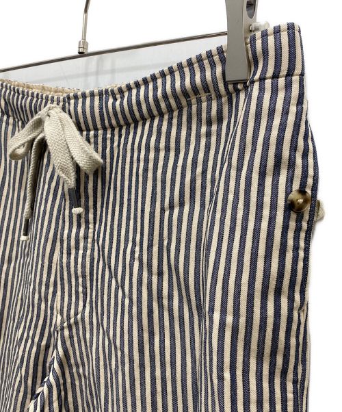 HEUGN（ユーゲン）HEUGN (ユーゲン) グレンミリタリートラウザーズ ネイビー サイズ:1 未使用品の古着・服飾アイテム