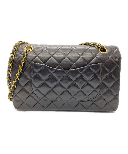 CHANEL（シャネル）CHANEL (シャネル) マトラッセ ダブルフラップチェーンショルダーバッグ ブラックの古着・服飾アイテム