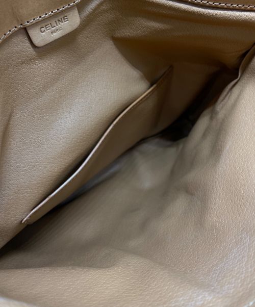 CELINE（セリーヌ）CELINE (セリーヌ) マカダムフラップクラッチバッグ ブラウンの古着・服飾アイテム