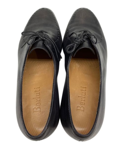 Berluti（ベルルッティ）Berluti (ベルルッティ) パンチング ホールカット シューズ ブラック サイズ:8の古着・服飾アイテム