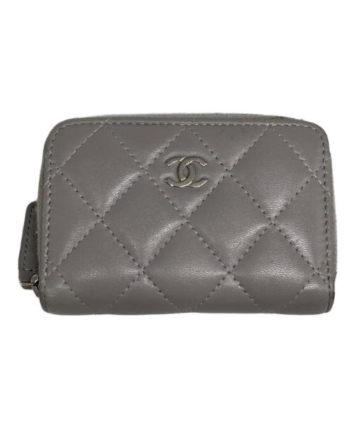CHANEL（シャネル）CHANEL (シャネル) ラムスキンマトラッセクラシックジップコインパース グレーの古着・服飾アイテム