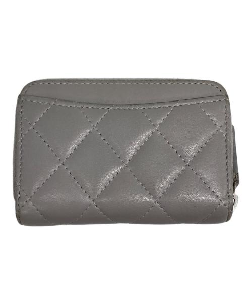 CHANEL（シャネル）CHANEL (シャネル) ラムスキンマトラッセクラシックジップコインパース グレーの古着・服飾アイテム
