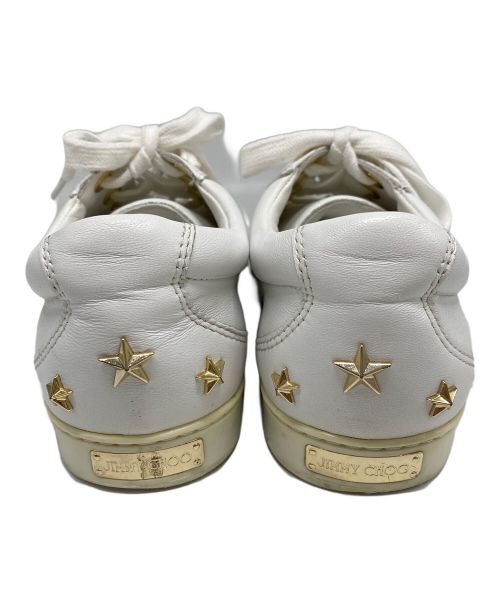 JIMMY CHOO（ジミーチュウ）JIMMY CHOO (ジミーチュウ) スタースタッズスニーカー ホワイト サイズ:37の古着・服飾アイテム