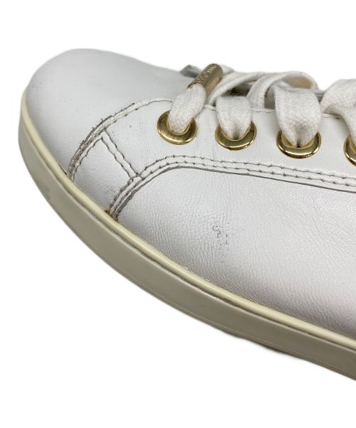 JIMMY CHOO（ジミーチュウ）JIMMY CHOO (ジミーチュウ) スタースタッズスニーカー ホワイト サイズ:37の古着・服飾アイテム