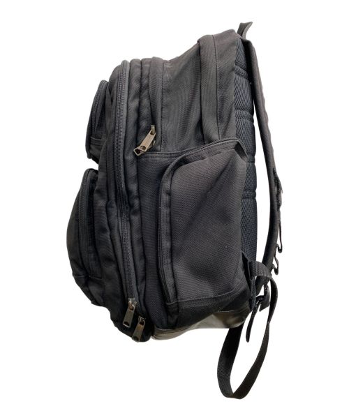 CarHartt（カーハート）CarHartt (カーハート) リュック ブラックの古着・服飾アイテム