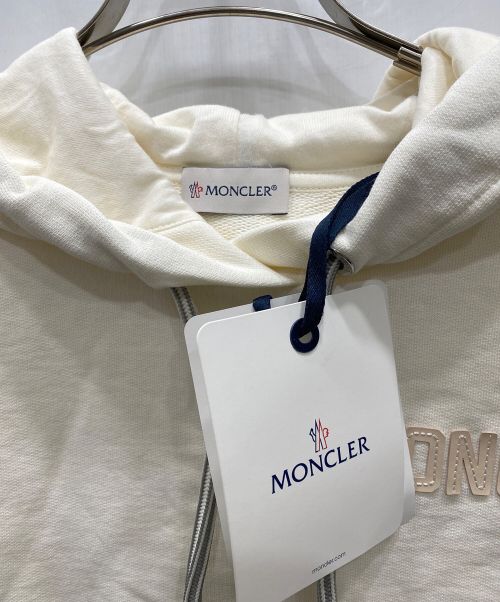 MONCLER（モンクレール）MONCLER (モンクレール) ロゴパーカー ホワイト サイズ:Mの古着・服飾アイテム