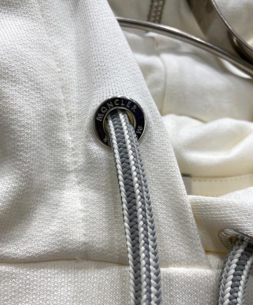 MONCLER（モンクレール）MONCLER (モンクレール) ロゴパーカー ホワイト サイズ:Mの古着・服飾アイテム