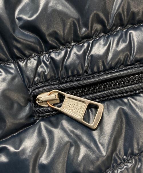 MONCLER（モンクレール）MONCLER (モンクレール) GUI ダウンベスト ネイビーの古着・服飾アイテム