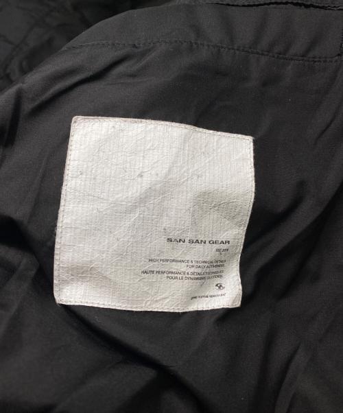 san san gear（サンサンギア）san san gear (サンサンギア) TAPED PUFFER JACKET ブラック サイズ:1の古着・服飾アイテム