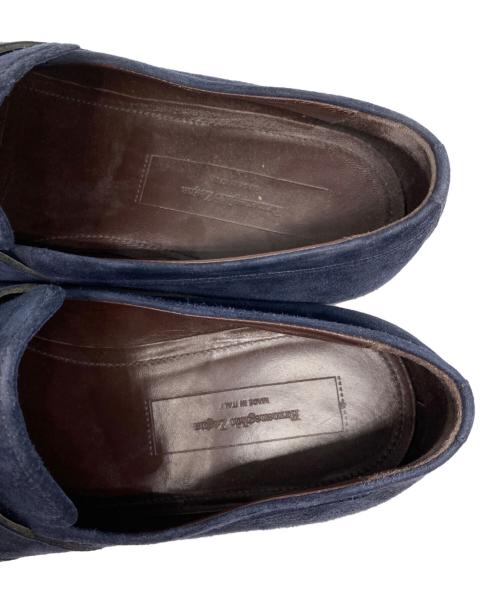 ERMENEGILDO ZEGNA（エルメネジルド・ゼニア）ERMENEGILDO ZEGNA (エルメネジルド・ゼニア) スウェードペニーローファー ネイビー サイズ:7の古着・服飾アイテム