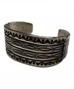 A.CADMANアンディキャドマン）の古着「ナバホ族バングル」｜シルバー