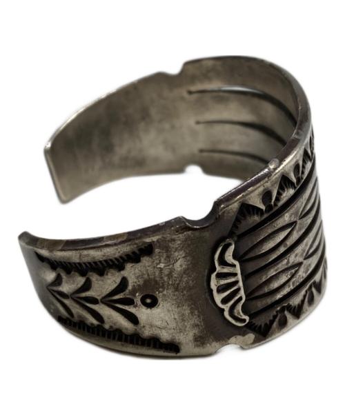 A.CADMAN（アンディキャドマン）A.CADMAN (アンディキャドマン) ナバホ族バングル シルバー サイズ:表記無しの古着・服飾アイテム