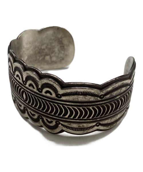 ナバホ族（ナバホゾク）ナバホ族 (ナバホゾク) ナバホバングル シルバー サイズ:表記無しの古着・服飾アイテム