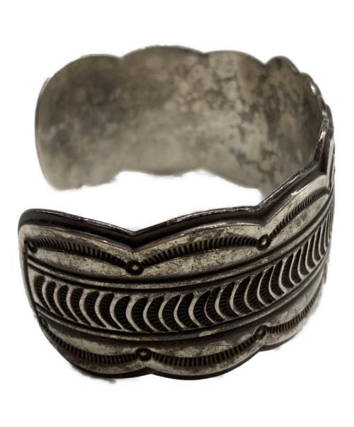 ナバホ族（ナバホゾク）ナバホ族 (ナバホゾク) ナバホバングル シルバー サイズ:表記無しの古着・服飾アイテム