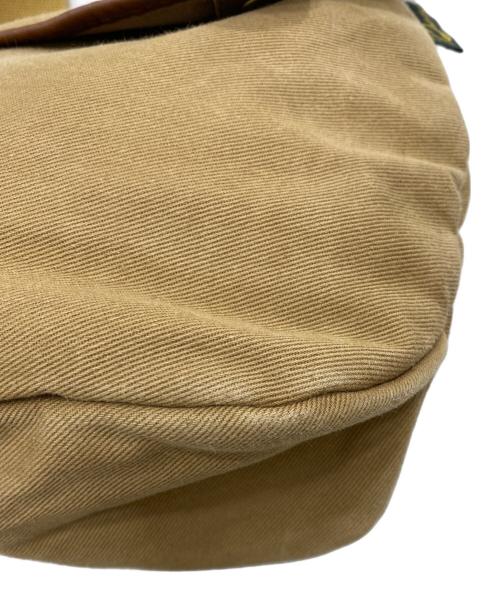 brady（ブレディ）brady (ブレディ) ショルダーバッグ ベージュの古着・服飾アイテム
