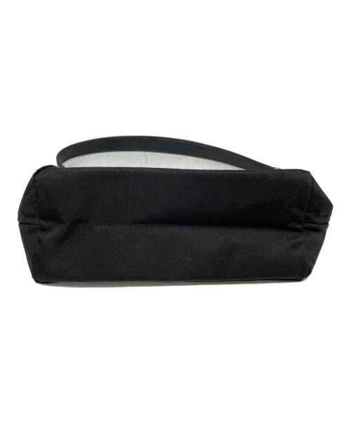 PRADA（プラダ）PRADA (プラダ) ナイロンハンドポーチ ブラックの古着・服飾アイテム