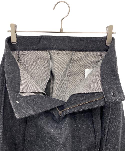 COMMON/DIVISOR（コモンディヴァイザー）COMMON/DIVISOR (コモンディヴァイザー) マルチプリーツローエンドデニムパンツ インディゴ サイズ:1の古着・服飾アイテム