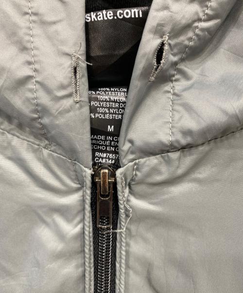 SANTA CRUZ（サンタクルーズ）SANTA CRUZ (サンタクルーズ) バックロゴナイロンジャケット グレー サイズ:Mの古着・服飾アイテム