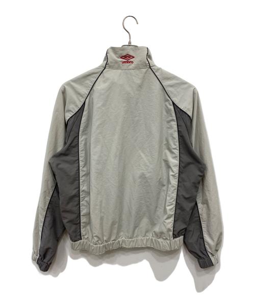 UMBRO（アンブロ）UMBRO (アンブロ) BAYFLOW (ベイフロー) ジップアップジャケット グレー サイズ:４の古着・服飾アイテム