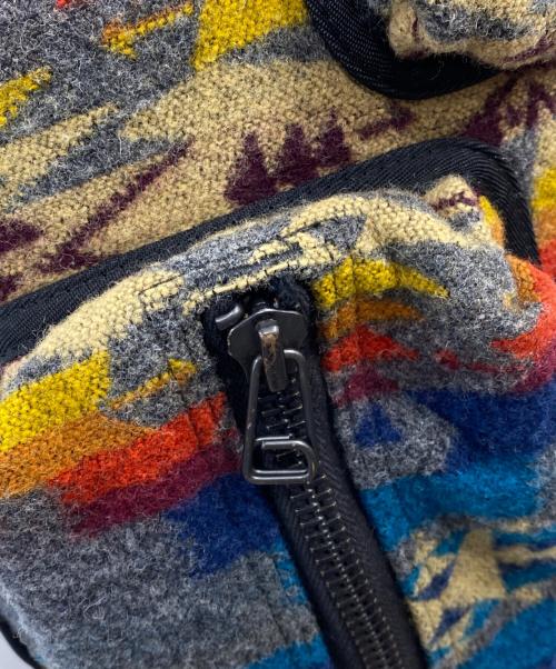 PENDLETON（ペンドルトン）PENDLETON (ペンドルトン) COMME des GARCONS JUNYA WATANABE MAN (コムデギャルソンジュンヤワタナベマン) ネイティブパターンコンビネーションナイロンボディバッグ グレーの古着・服飾アイテム