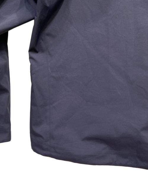 ARC'TERYX（アークテリクス）ARC'TERYX (アークテリクス) BETA JACKET ネイビー サイズ:Mの古着・服飾アイテム