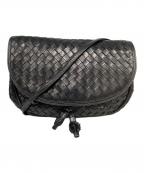 BOTTEGA VENETAボッテガベネタ）の古着「イントレチャートショルダーバッグ」｜ブラック