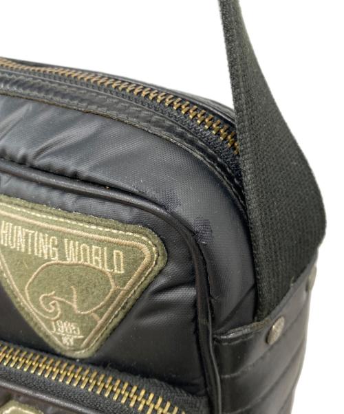 HUNTING WORLD（ハンティングワールド）HUNTING WORLD (ハンティングワールド) ワッペンショルダーバッグ ブラックの古着・服飾アイテム